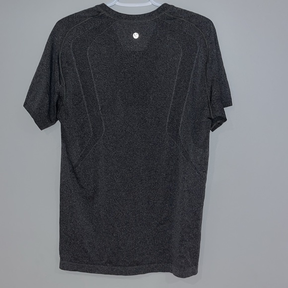 Men’s Lululemon V-Neck Shirt - Picture 2 of 4